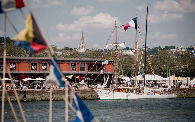 Die Armada von Rouen: Das große Hafenfest 2027