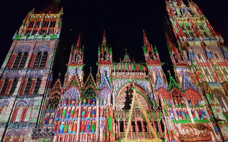Lichtshow Cathédrale de Lumières in Rouen