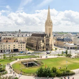 Blick auf Caen vom Schloss Wilhelm des Eroberers
