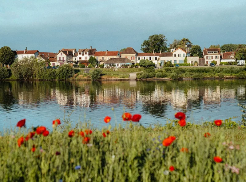 In der Galerie öffnen: Vétheuil - am Ufer der Seine Vétheuil - am Ufer der Seine