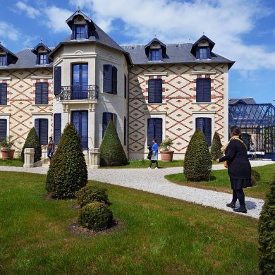 Das Belle Époque-Museum von Cabourg: Die Villa du Temps retrouvé in der Normandie