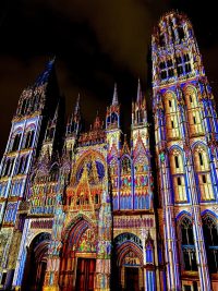 Cathedrale_de_lumiere__Rouen_-_Severine_Freres-Severine_FRERES-23624-1600px